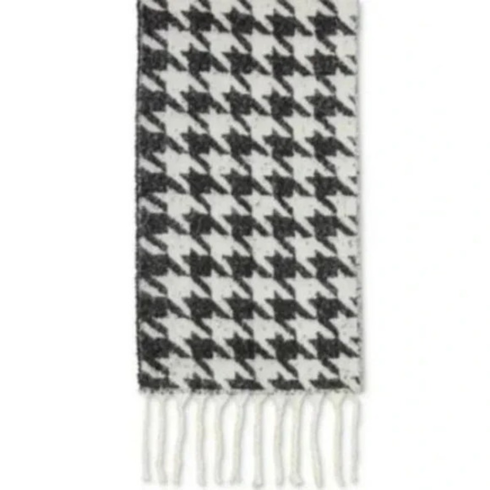 DKNY Oversized Houndstooth Scarf Black Cream 72"‎ x 17"